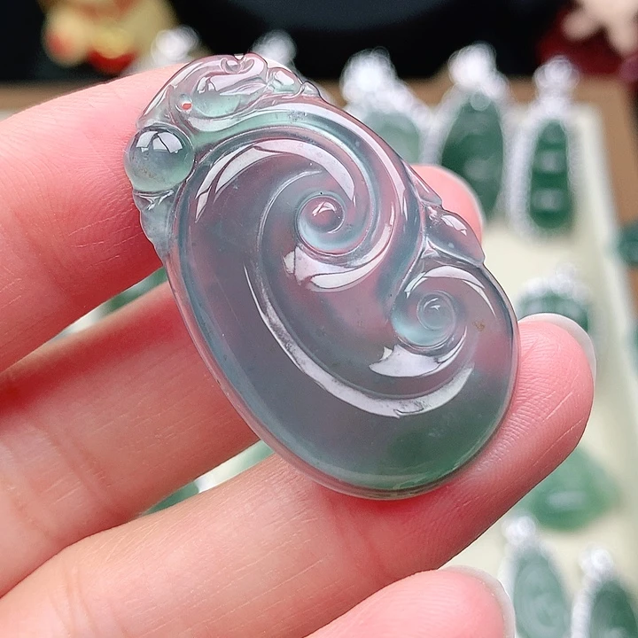 颈饰未镶嵌翡翠吊坠