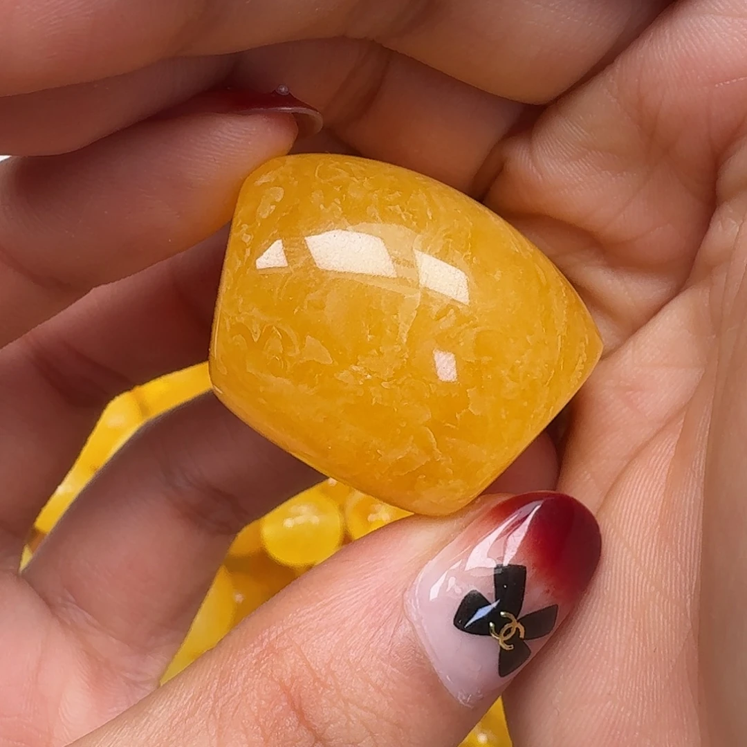 琥珀未镶嵌裸石我们