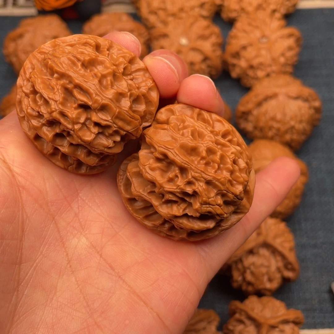 文玩核桃把件38原桩苹果