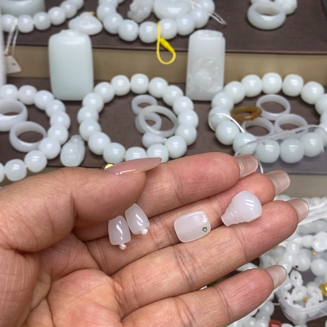 和田玉手链未镶嵌爱****银