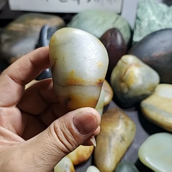 未镶嵌和田玉（糖玉）挂件
