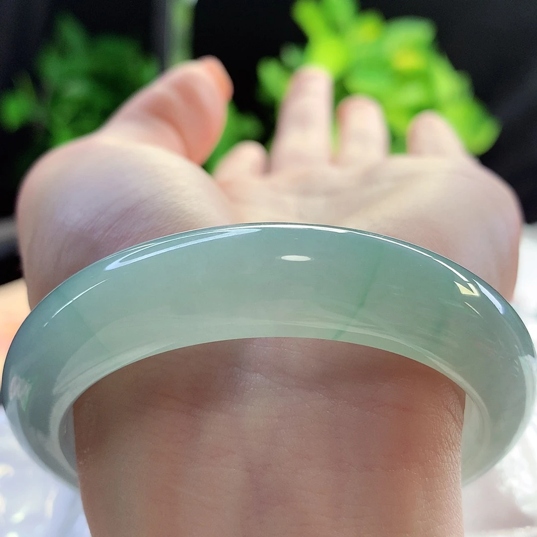 未镶嵌手镯翡翠天然A货翡翠54-55出水芙蓉底金丝绿 知性