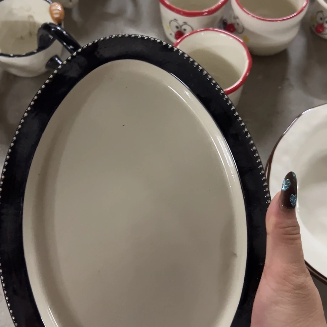 搪瓷微瑕黑色鱼盘一个