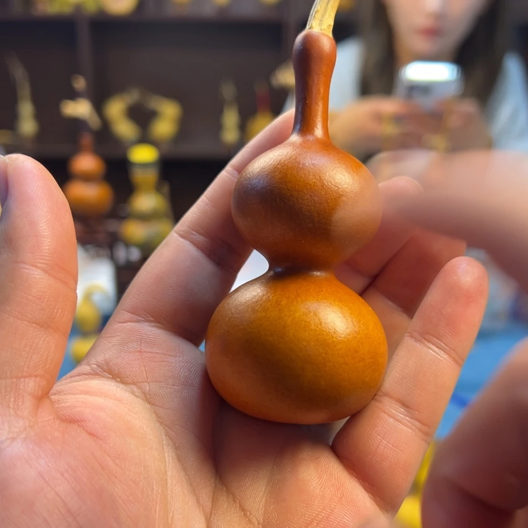 上***7我在外面吃饭呢你在哪了