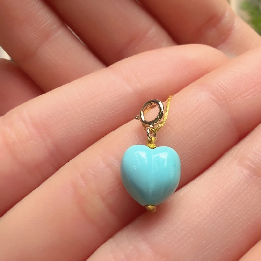 绿松石未镶嵌颈饰