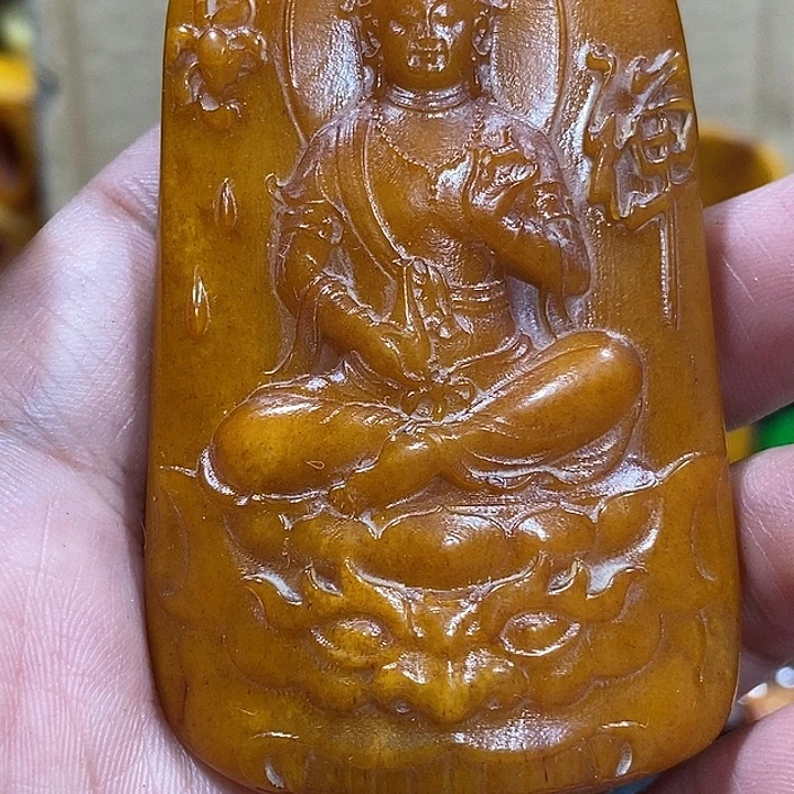 吊坠滴血莲花菩提