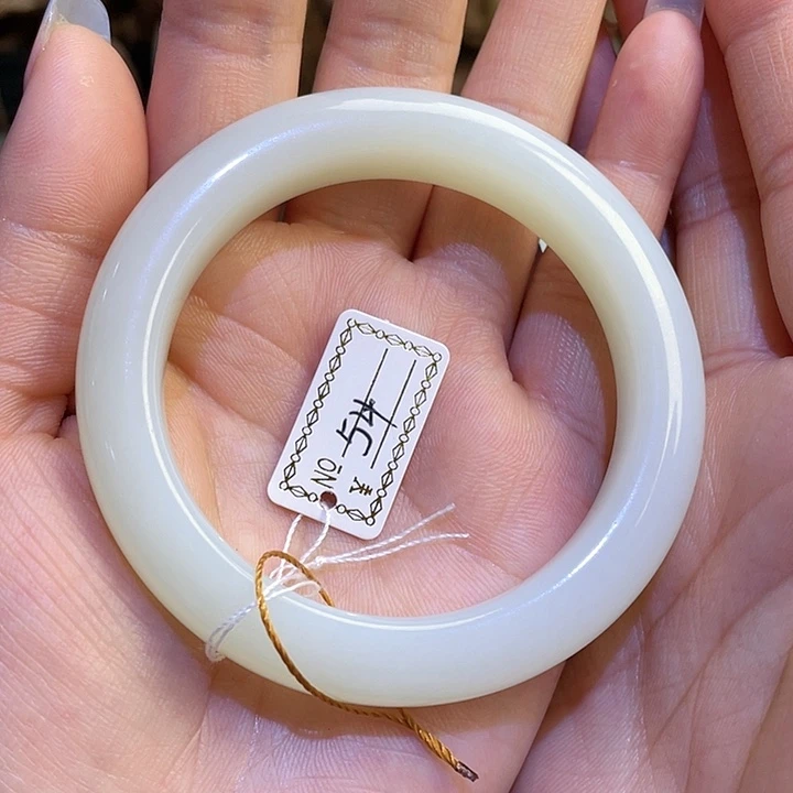 【闪购商品】和田玉手镯未镶嵌