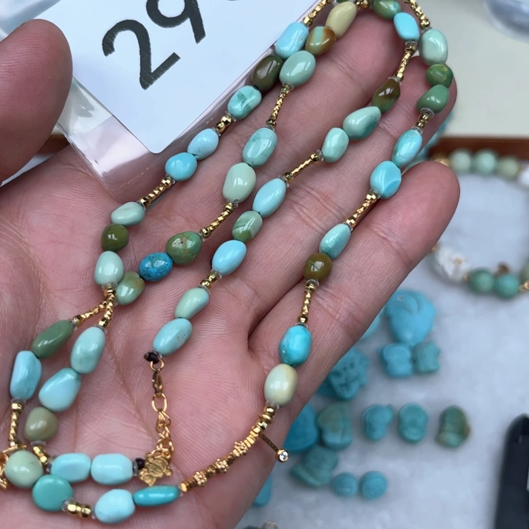 绿松石未镶嵌珠宝奇石