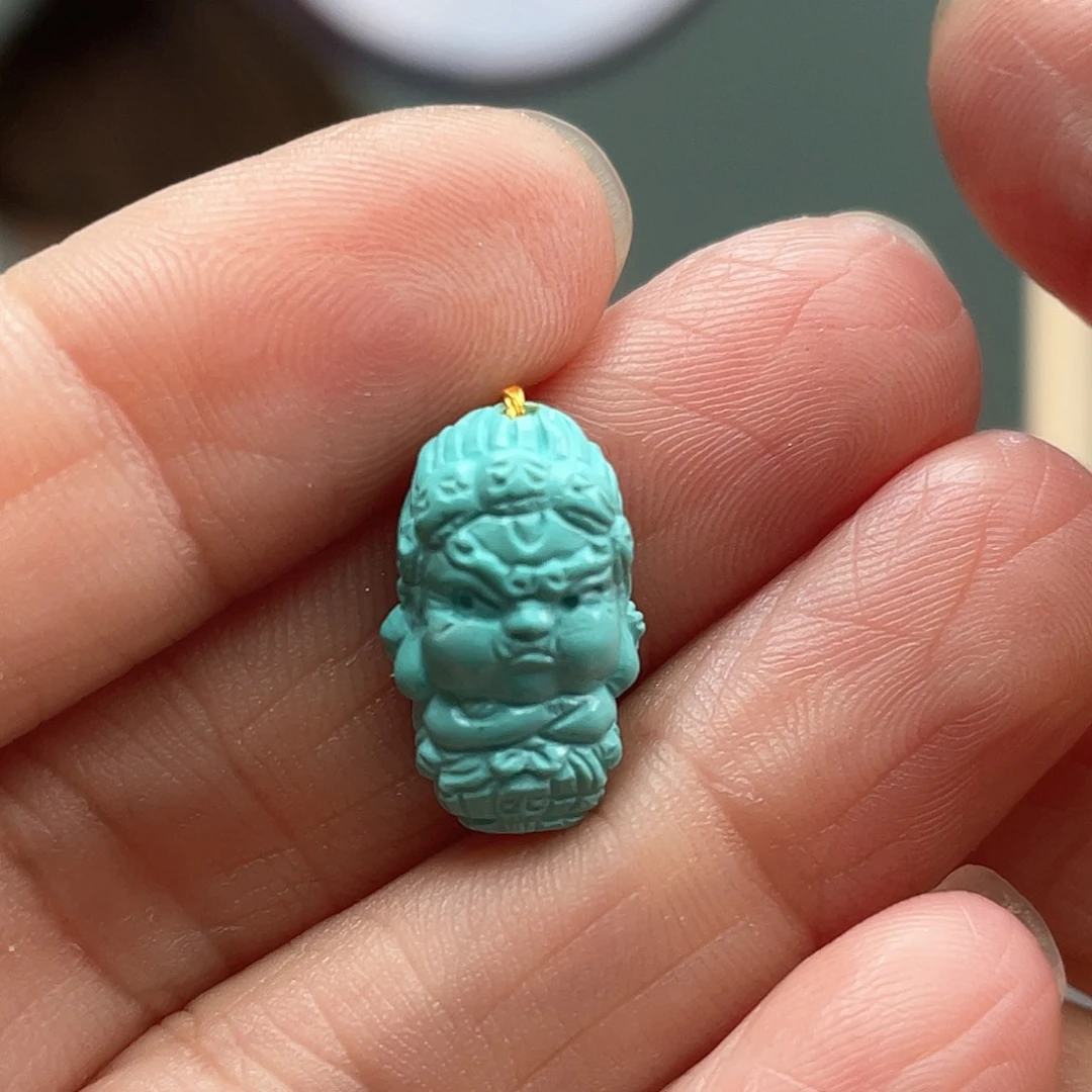 绿松石未镶嵌颈饰