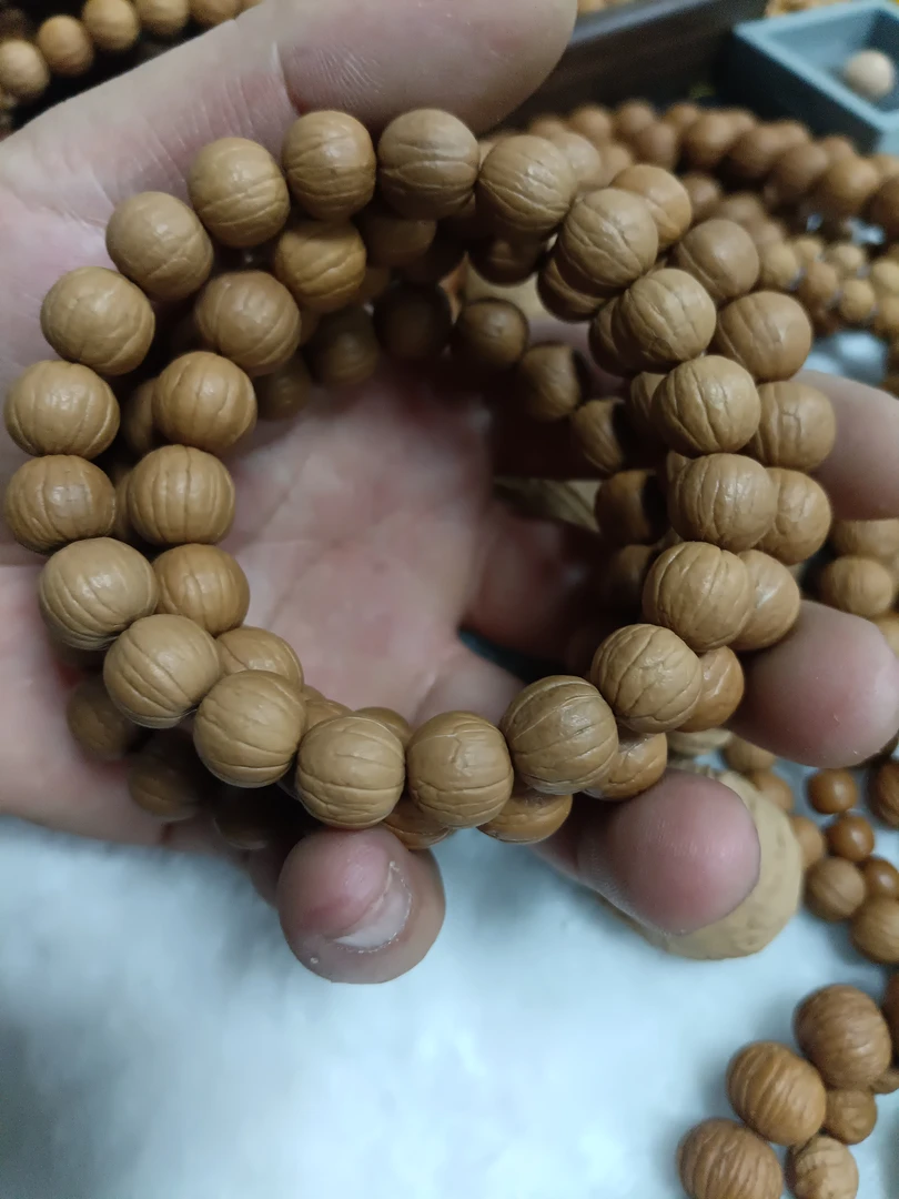 猴头核桃原皮原色平头文玩