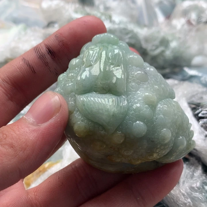 翡翠未镶嵌颈饰保真天然a货翡翠