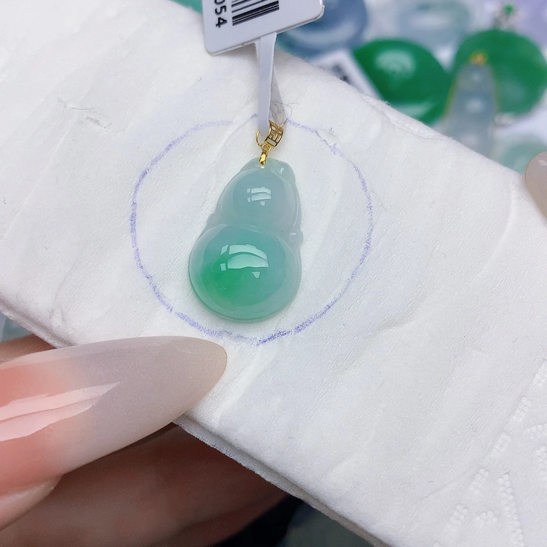 翡翠18K金镶嵌颈饰天然缅甸翡翠a货百元以上9元证书费自理