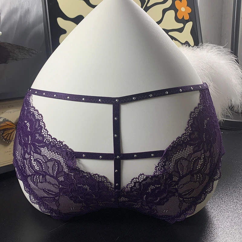 NANA暮魅紫性感镂空露臀内裤女透薄蕾丝金属铆钉欧美风低腰三角裤
