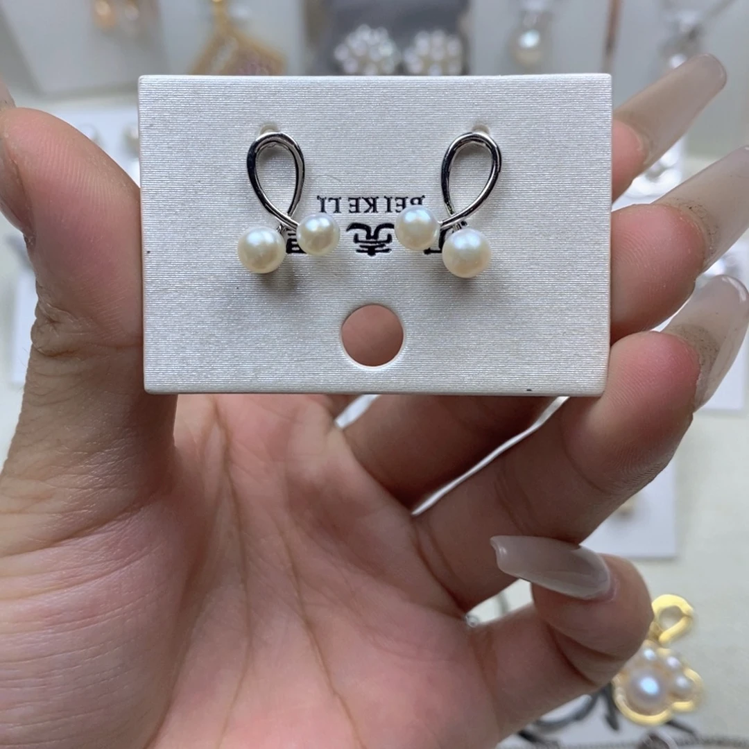 未镶嵌淡水珍珠耳饰