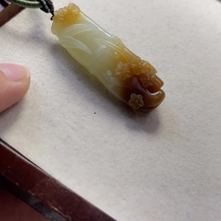 和田玉未镶嵌颈饰39