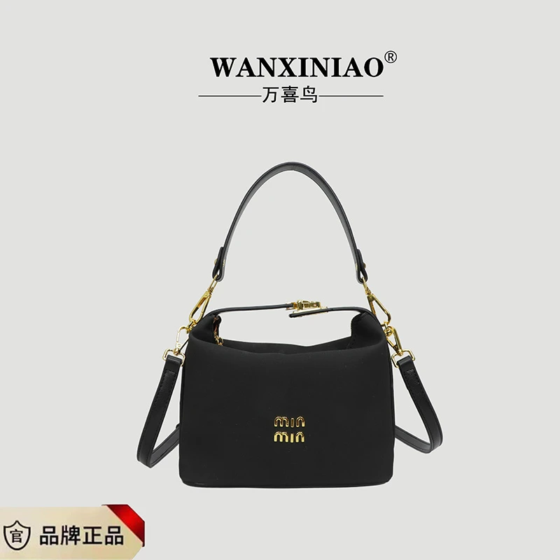 时尚轻便小清新便当包2025新款高品质单肩斜跨手提女包日常百搭