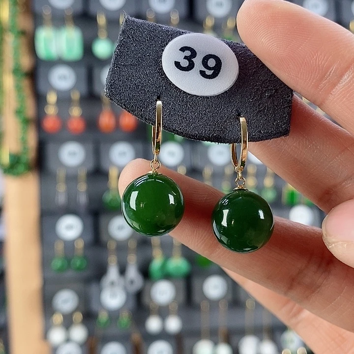 和田玉耳饰18K金镶嵌