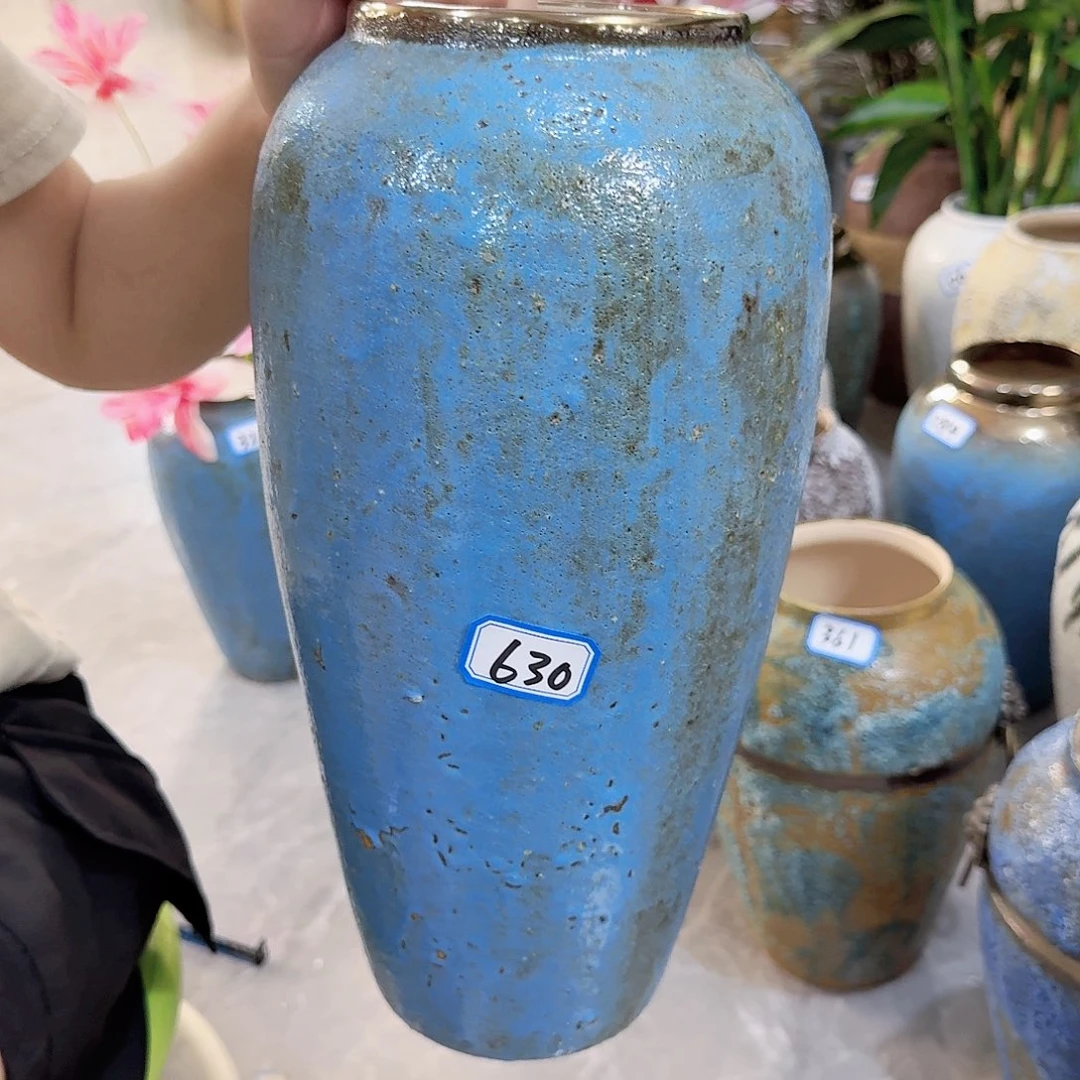 用***5630号陶瓷高34厘米瑕疵一个