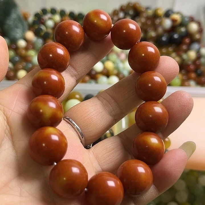 合金蛇纹石玉颈饰