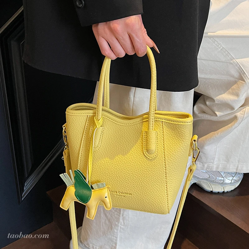 夏天流行爆款小包包女2025新百搭斜挎包高级感超火手提包水桶包xw