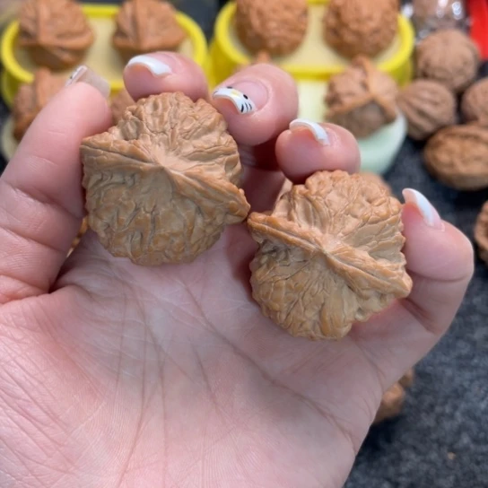 吊坠文玩核桃8靠山王