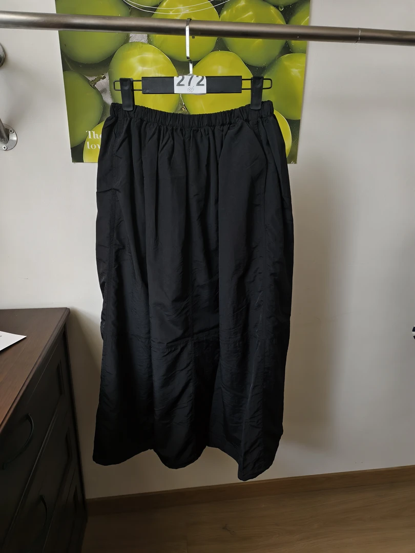 韩国代购.  黑色舒适速干裙L25052397