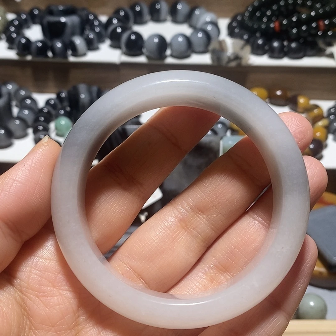 石英质玉未镶嵌手链