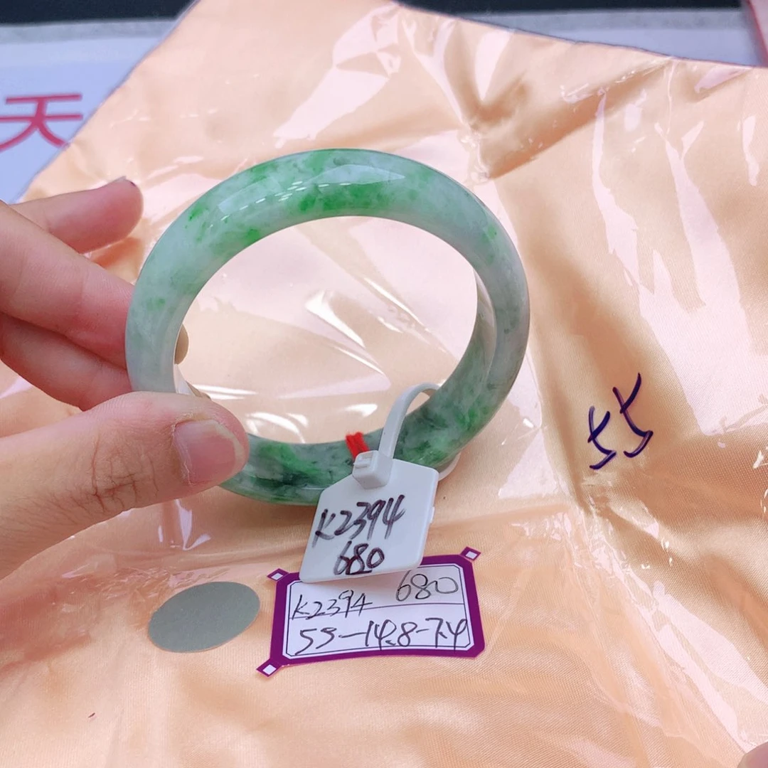 未镶嵌手镯翡翠翡翠