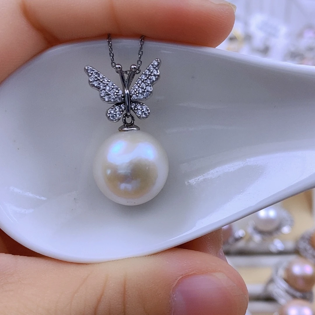 淡水珍珠银S925镶嵌吊坠(赠链)