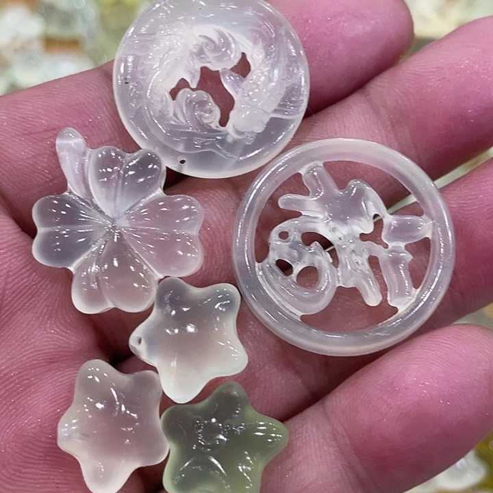 蛇纹石玉合金颈饰