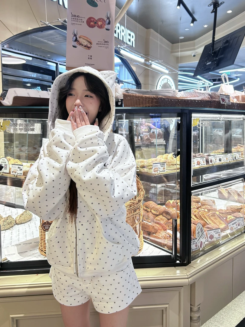 Run菲菲春秋款猫爪印花空气廓形百搭戴帽卫衣外套卫裤运动套装