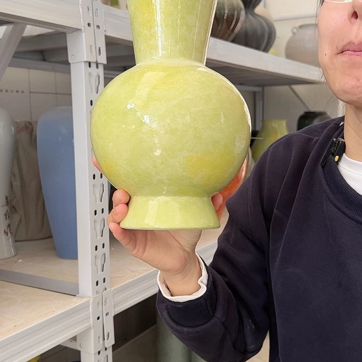 景德镇陶瓷花瓶工厂