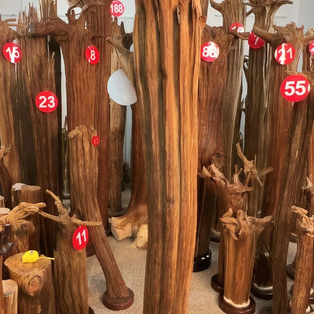 刘***〉沉香摆件沉香原料H