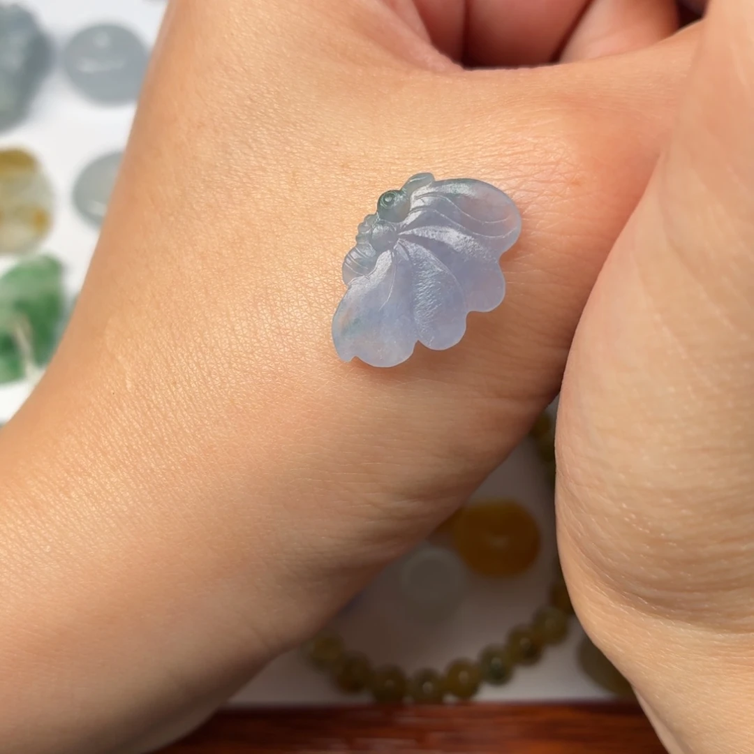 定制翡翠未镶嵌蝴蝶