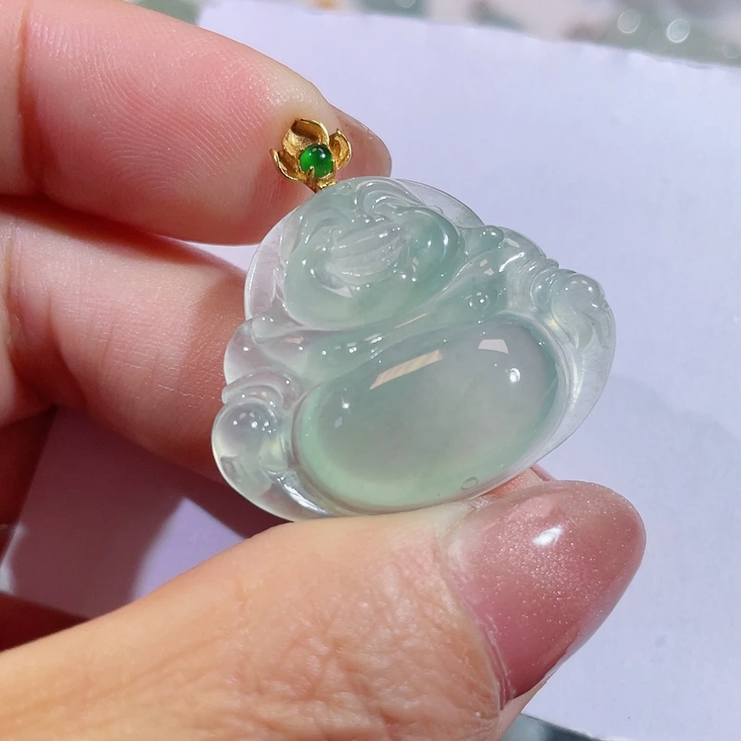 翡翠18K金镶嵌颈饰佛公