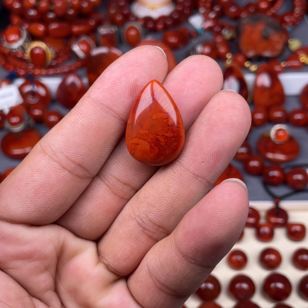 南红玛瑙未镶嵌瓦西南红水滴吊坠