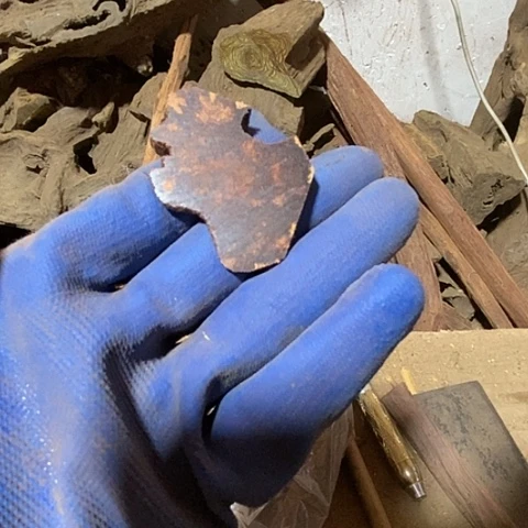 降真香手串灰****?一个人在外面玩了两个