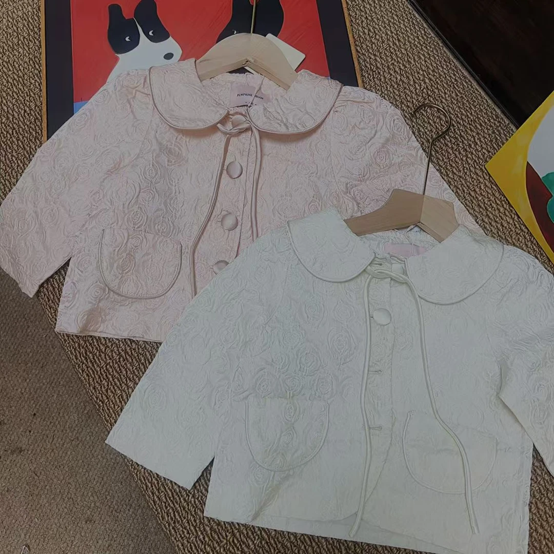 PM113立体小花绸缎包边外套PCX26J301