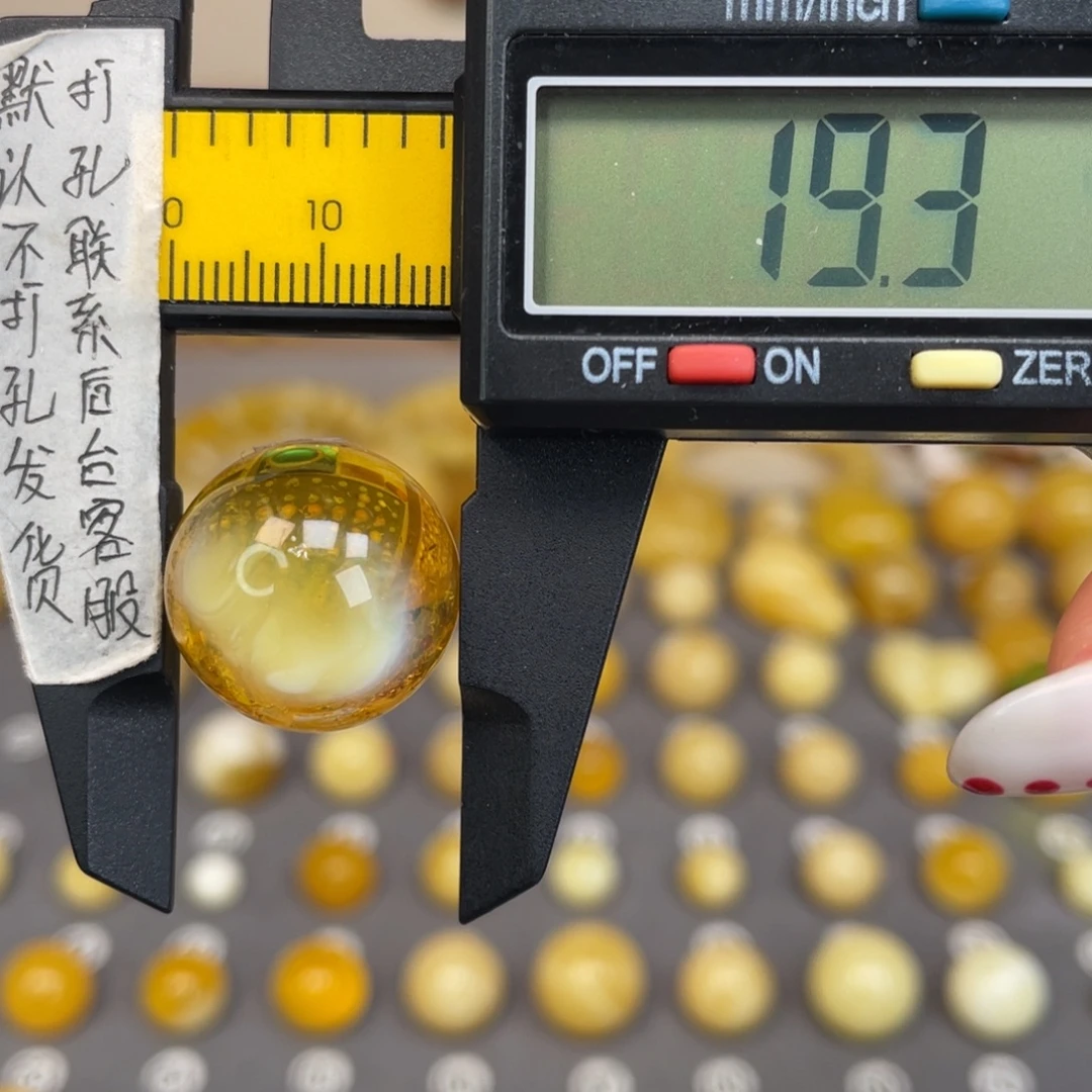 琥珀未镶嵌裸石76