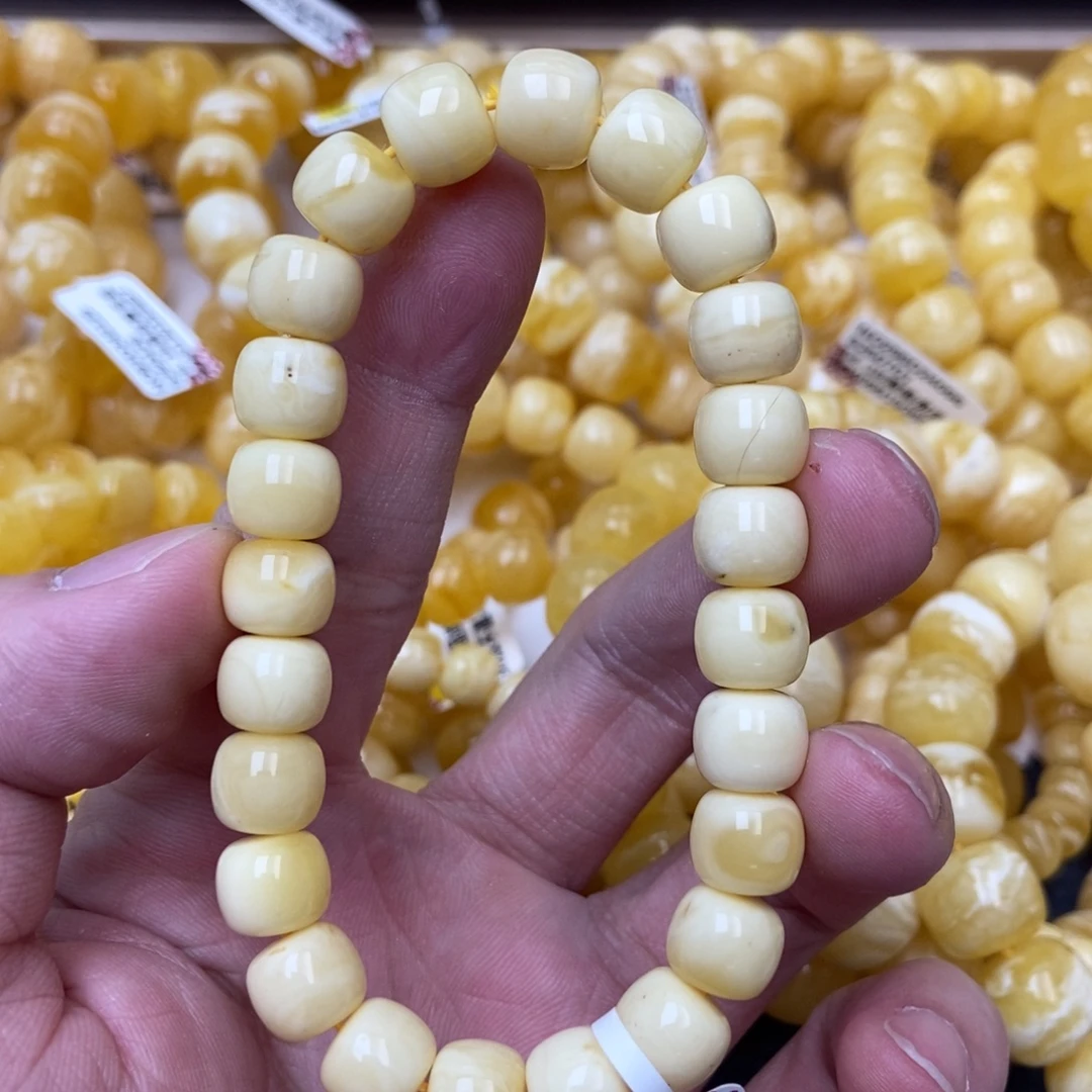 琥珀未镶嵌珠宝奇石18