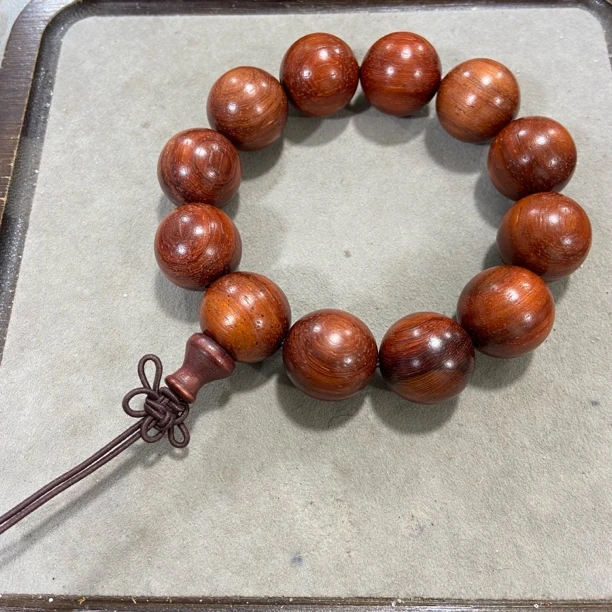 V121 血檀卡2.0圆珠单圈手串