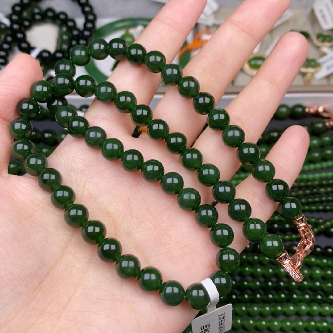 颈饰未镶嵌和田玉（碧玉）8