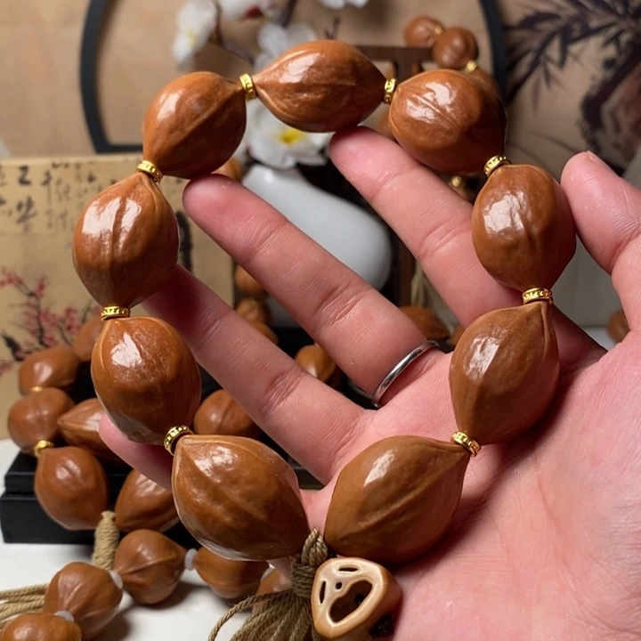 橄榄核其他2.3鸡血红鹦鹉手持9➕囧