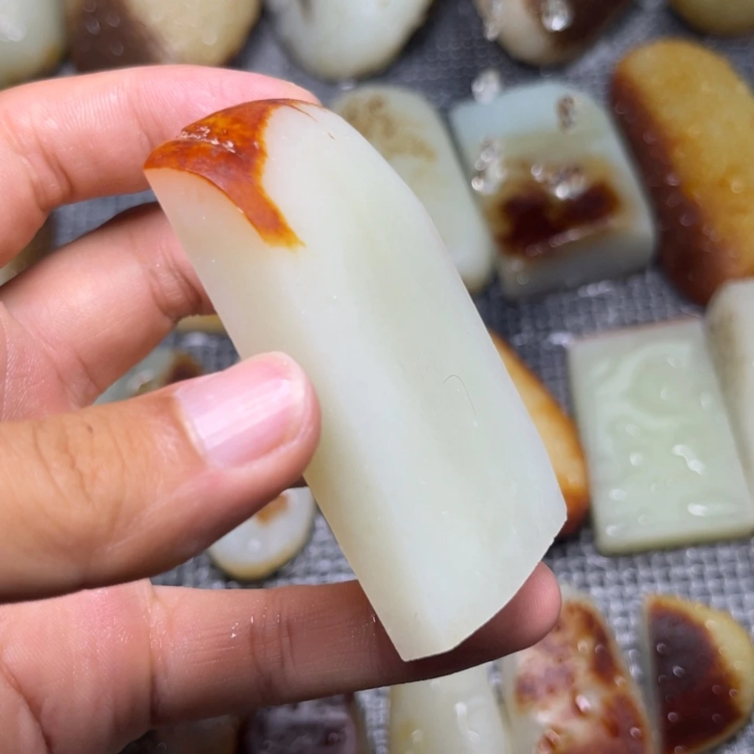 未镶嵌和田玉定制和田玉洒*水