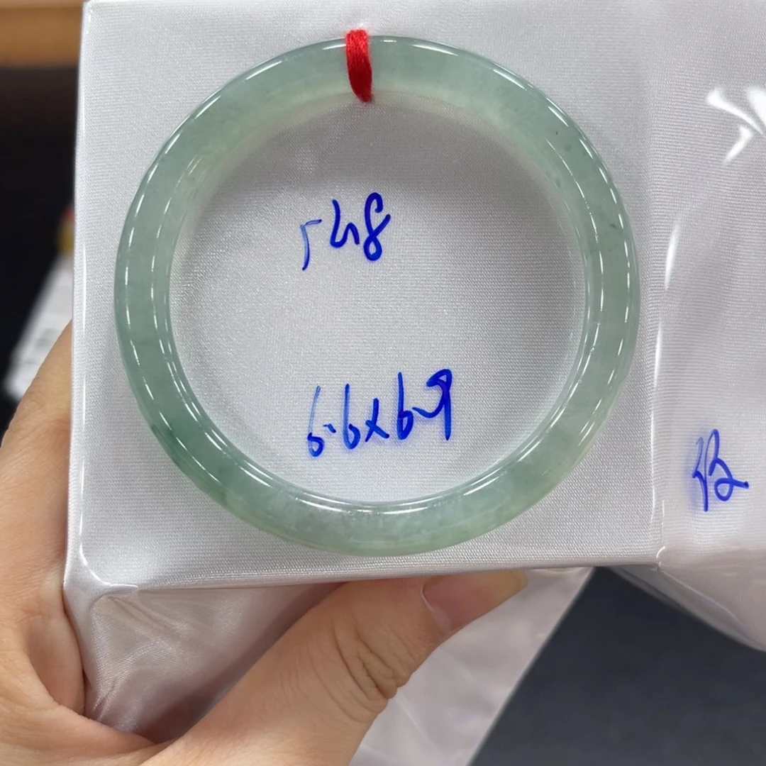 未镶嵌手镯翡翠翡翠