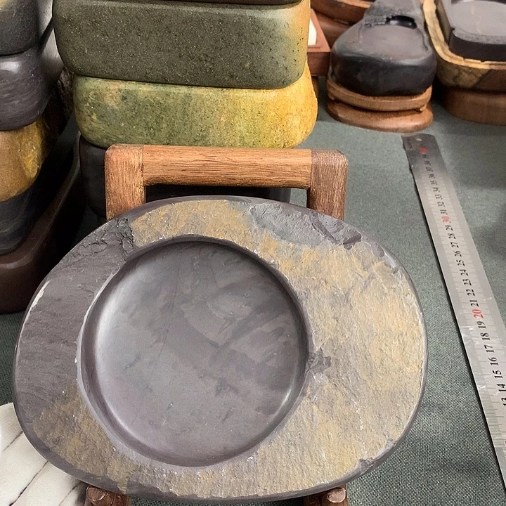 广东肇庆原石端砚