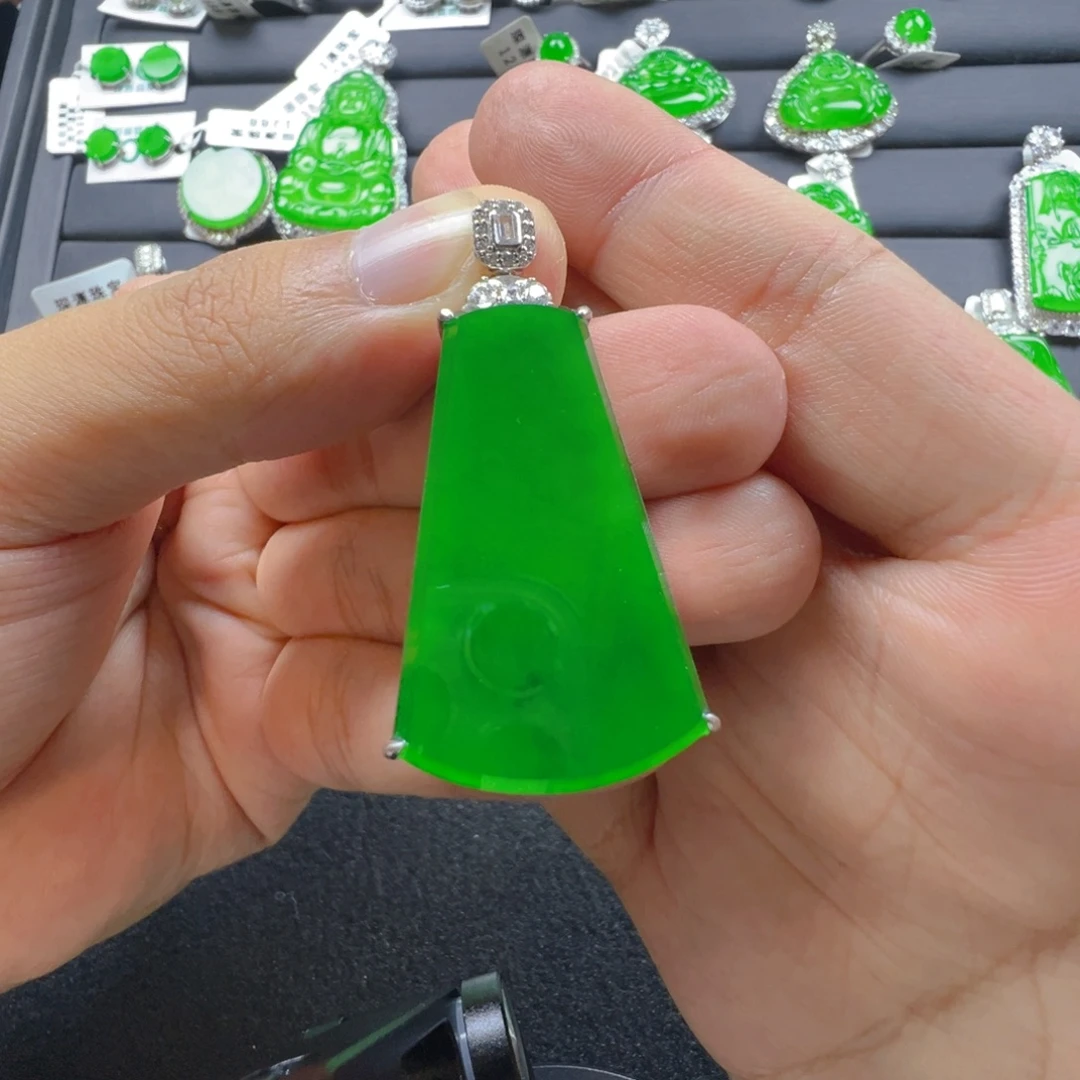 翡翠银S925镶嵌颈饰