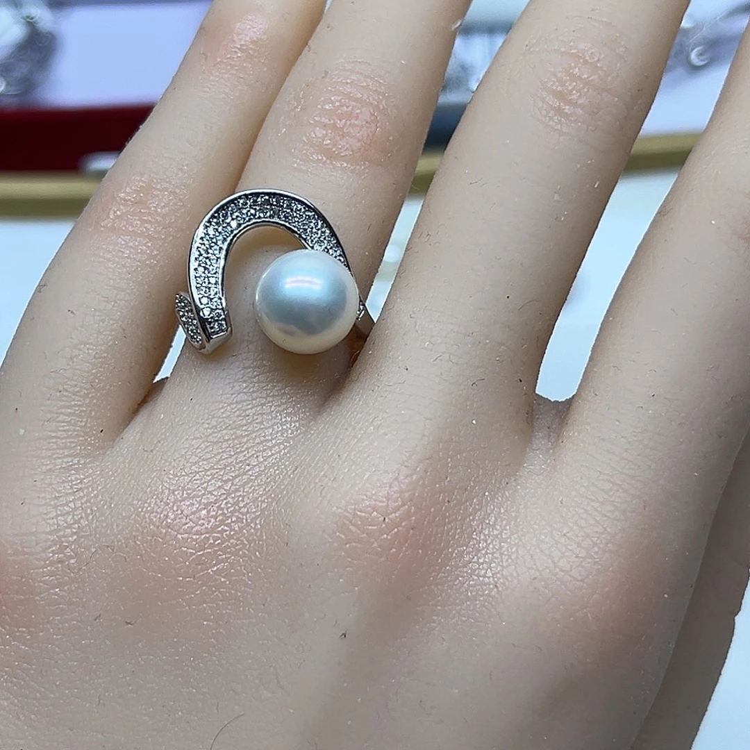 颈饰银S925镶嵌淡水珍珠