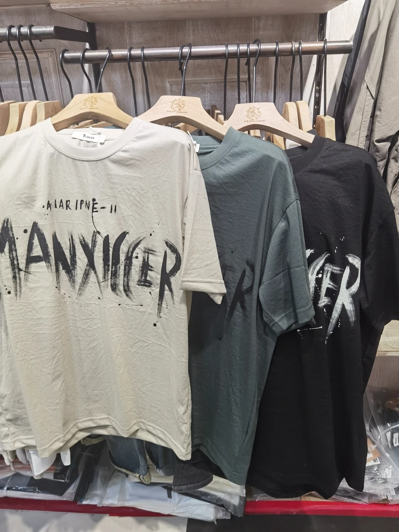 字母短袖青年标准纯色刺绣夏季休闲夏装T恤男款男装上衣小香风清