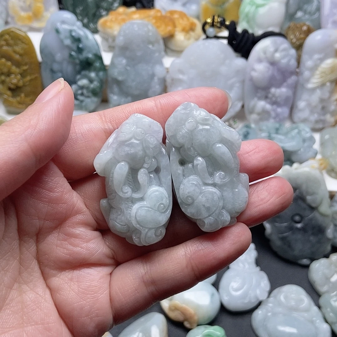 翡翠未镶嵌颈饰翡翠